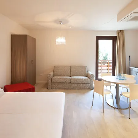 Residence Lenno 2*
