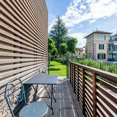 Residence Lenno Лено