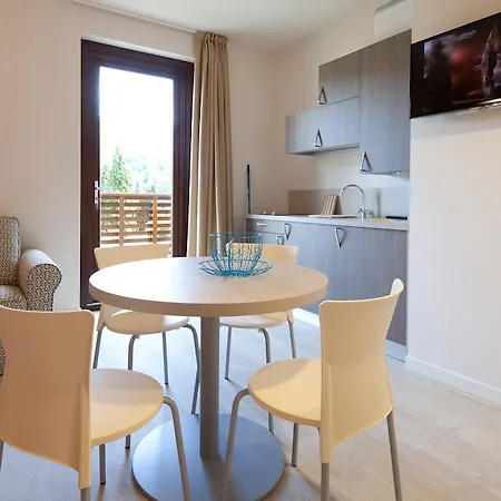 Residence Lenno Ξενοδοχείο με διαμερίσματα Lenno