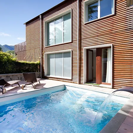 Ξενοδοχείο με διαμερίσματα Residence Lenno 2*